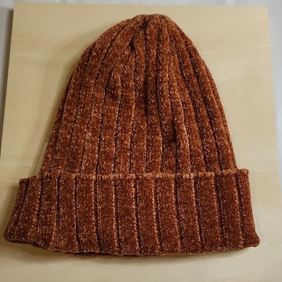 NWT BILLABONG WARM UP TOFFEE BEANIE - Picture 3 of 3